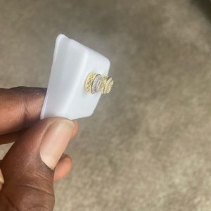 18 k men women diamond earrings